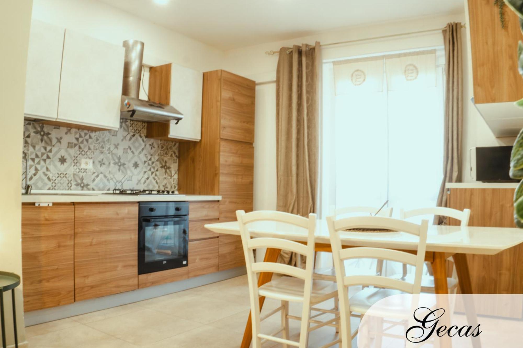 Domus Deianas Apartments กาญารี ภายนอก รูปภาพ